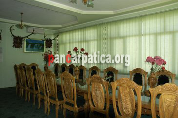 Imagine sala de conferinte moderna si eleganta in Hotel La Galan din Radauti poate fi un loc ideal pentru o intalnire de afaceri