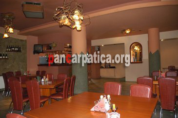 Imagine restaurant in Hotel Silva din Vatra Dornei ofera turistilor oportunitatea de a manca foarte bine la preturi avantajoase